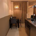 Spacious Two-bedroom In The Center Appartamento