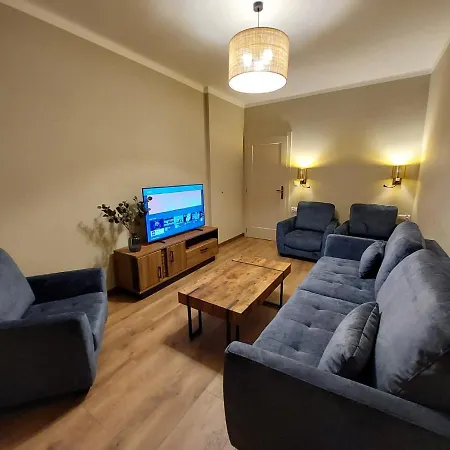 Spacious Two-bedroom In The Center