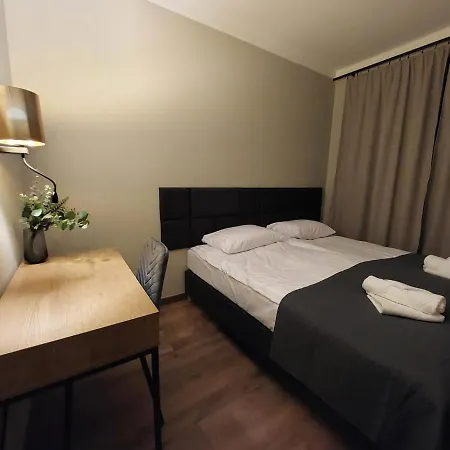 Spacious Two-bedroom In The Center * 크라쿠프