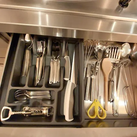 Spacious Two-bedroom In The Center 克拉科夫