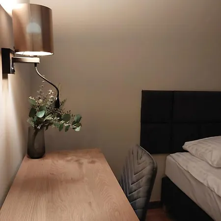 Spacious Two-bedroom In The Center * Krakau