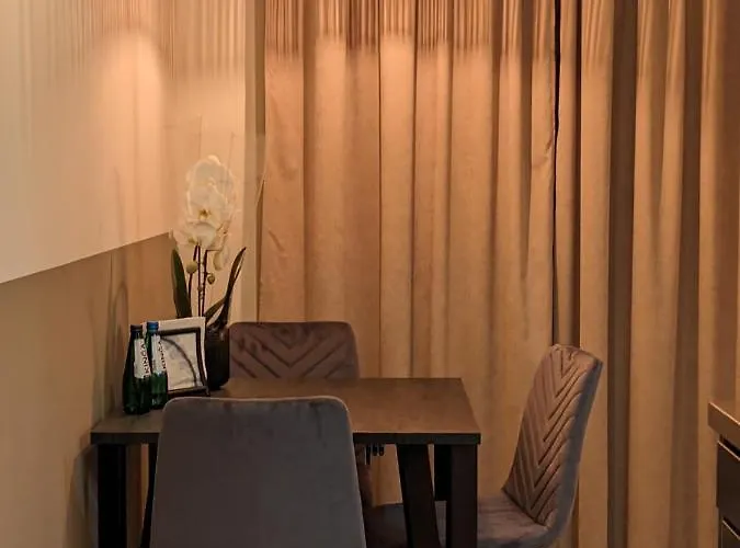 Spacious Two-bedroom In The Center